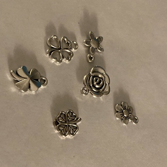 Lot of 11 charms/pendants heart theme - Picture 5 of 8